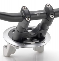 Nástavce řídítek RIZOMA pro skútry YAMAHA T-MAX 500 / 530, černá